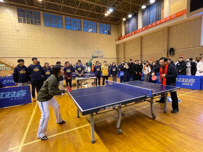 刻苦训练篮球时如何避免受伤的建议_1